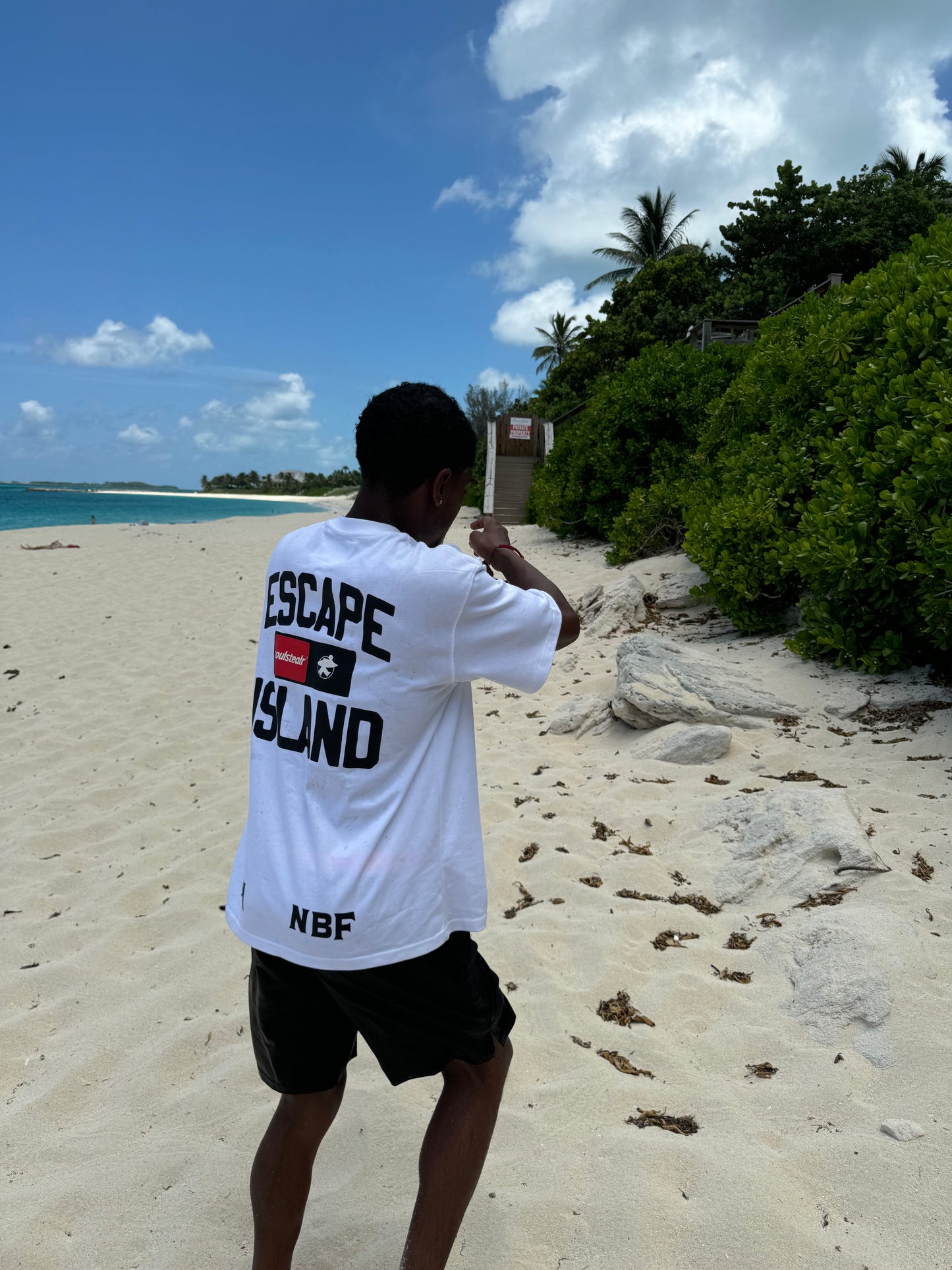 ESCAPE ISLAND T-SHIRT